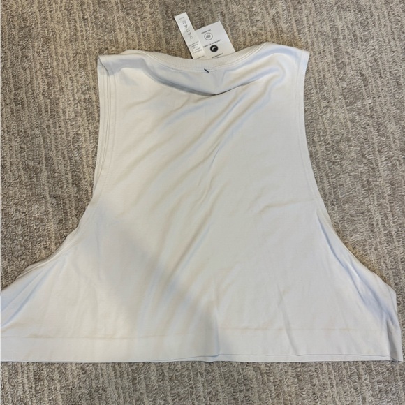 Women’s High Neck High-neck Workout Tank Top Bundle - Size M - Picture 4 of 9